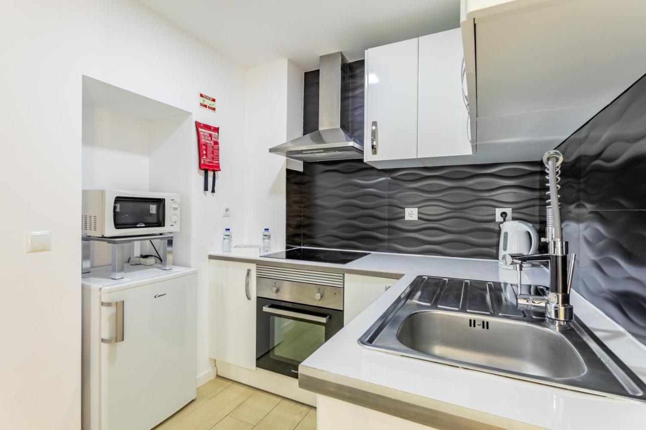 Apartament House Black & White Lizbona Zewnętrze zdjęcie